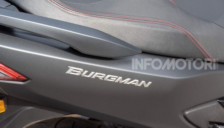 Comparativa scooter 400: Suzuki Burgman, Yamaha XMAX e BMW C400X - Foto 42 di 61