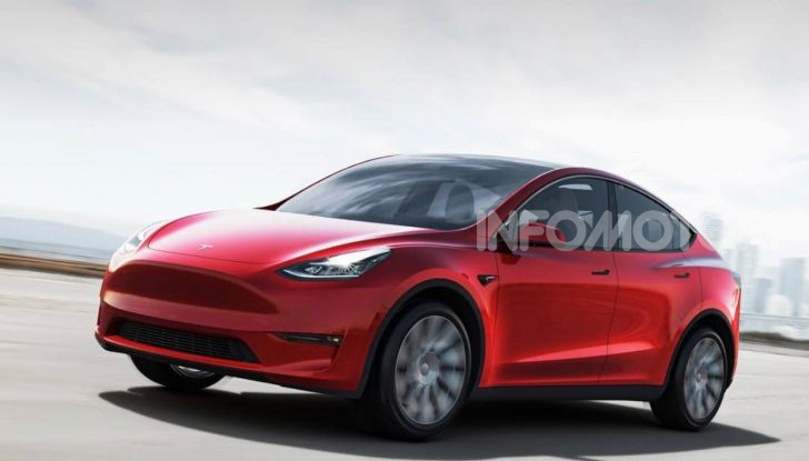 Tesla Model Y ordinabile in Italia da 57.980 euro - Foto 6 di 33