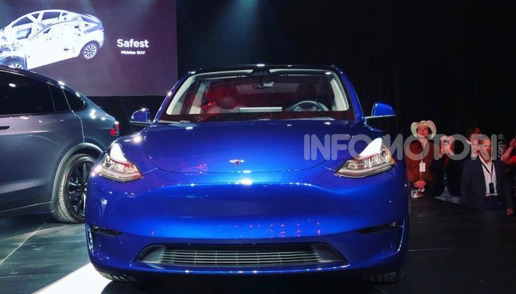 Tesla Model Y ordinabile in Italia da 57.980 euro - Foto 4 di 33