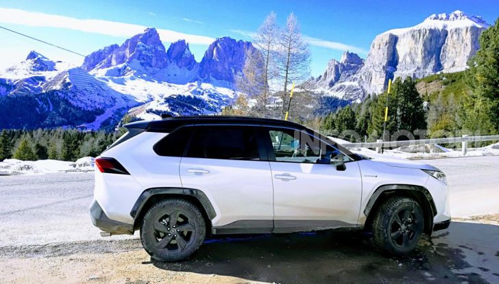 Toyota RAV4 a GPL: con l’impianto di Ecomotive Solutions percorre fino a 700 km - Foto 3 di 26