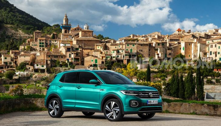 [VIDEO] Prova Volkswagen T-Cross: il crossover comodo per far viaggiare il mercato - Foto 4 di 35