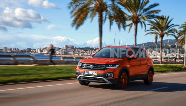 [VIDEO] Prova Volkswagen T-Cross: il crossover comodo per far viaggiare il mercato - Foto 30 di 35