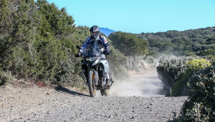 BMW F850 GS Adventure: prezzo, prova e caratteristiche del modello 2019 - Foto 51 di 74