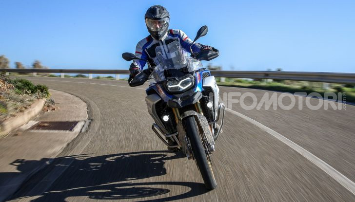 BMW F850 GS Adventure: prezzo, prova e caratteristiche del modello 2019 - Foto 65 di 74