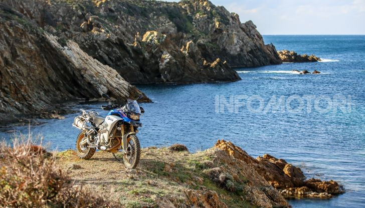 BMW F850 GS Adventure: prezzo, prova e caratteristiche del modello 2019 - Foto 4 di 74
