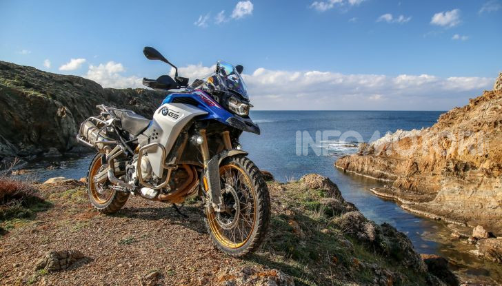 BMW F850 GS Adventure: prezzo, prova e caratteristiche del modello 2019 - Foto 10 di 74