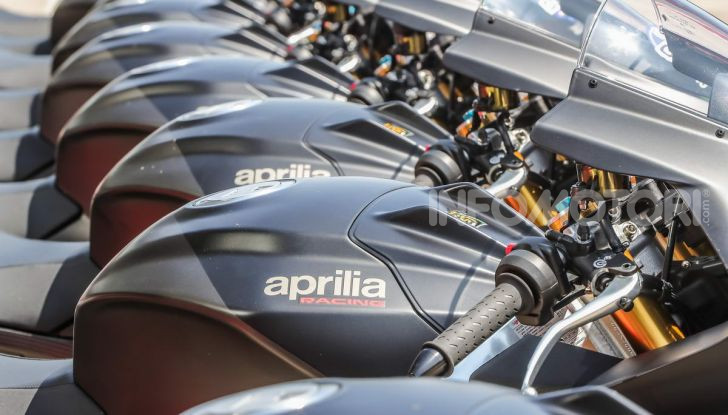 Test in pista Aprilia RSV4 Factory 1100, invecchiando migliora più di un buon vino! - Foto 54 di 65
