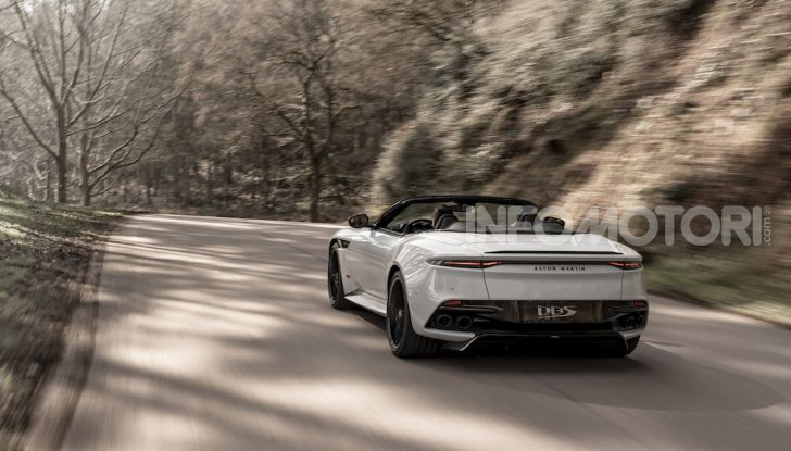 Aston Martin DBS Superleggera: arriva la versione Volante - Foto 7 di 12