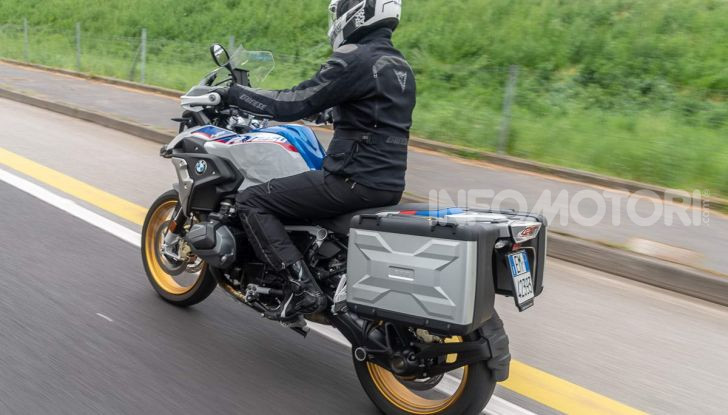 Prova BMW R 1250 GS 2019: la regina è ancora più nuova con lo ShiftCam - Foto 38 di 48