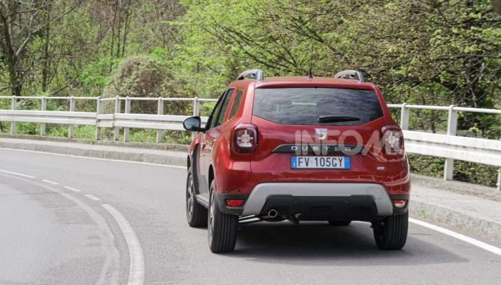 Prova video Dacia Duster Techroad: il SUV low cost “speciale” - Foto 14 di 61