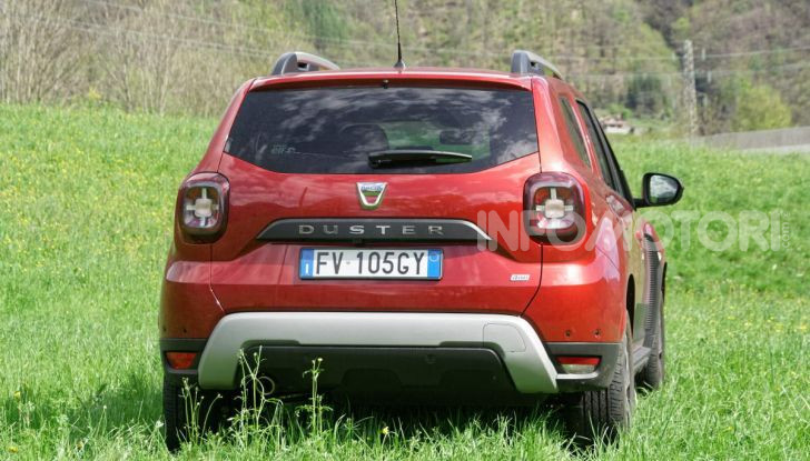 Prova video Dacia Duster Techroad: il SUV low cost “speciale” - Foto 27 di 61