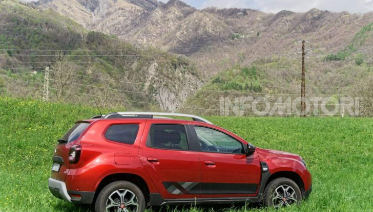 Prova video Dacia Duster Techroad: il SUV low cost “speciale” - Foto 28 di 61
