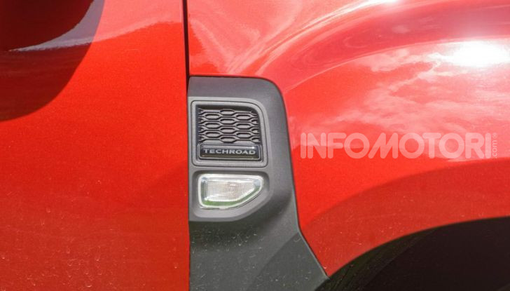 Prova video Dacia Duster Techroad: il SUV low cost “speciale” - Foto 30 di 61