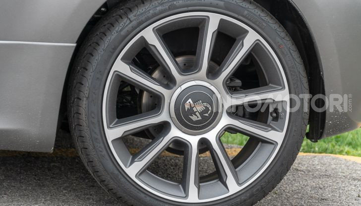 [VIDEO] Prova Abarth 595 Turismo: potenza e stile per la piccola sportiva italiana - Foto 5 di 41