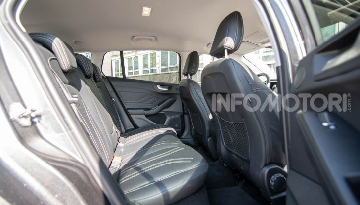 Prova Ford Focus SW Vignale 1.0 EcoBoost 125 cv: esperienza Ford all’ennesima potenza - Foto 33 di 41