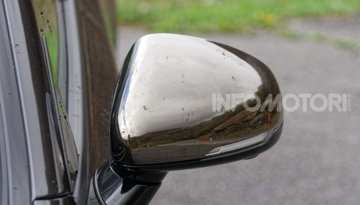 Prova KIA Stinger GT: 370CV per entrare nel mercato premium - Foto 4 di 56