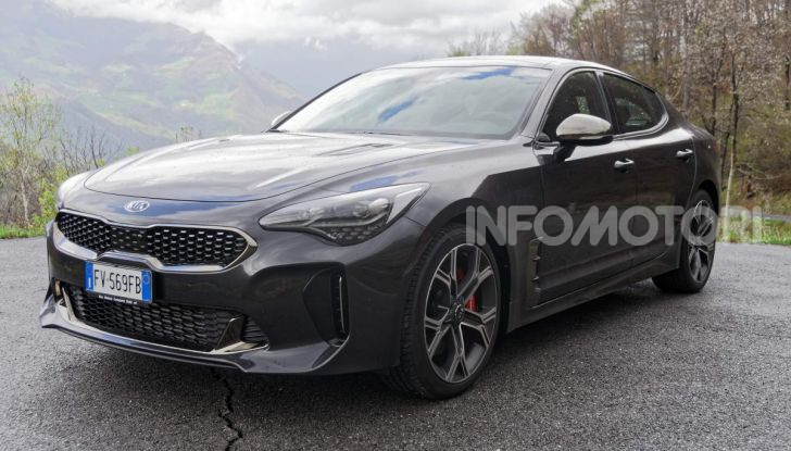 Prova KIA Stinger GT: 370CV per entrare nel mercato premium - Foto 17 di 56
