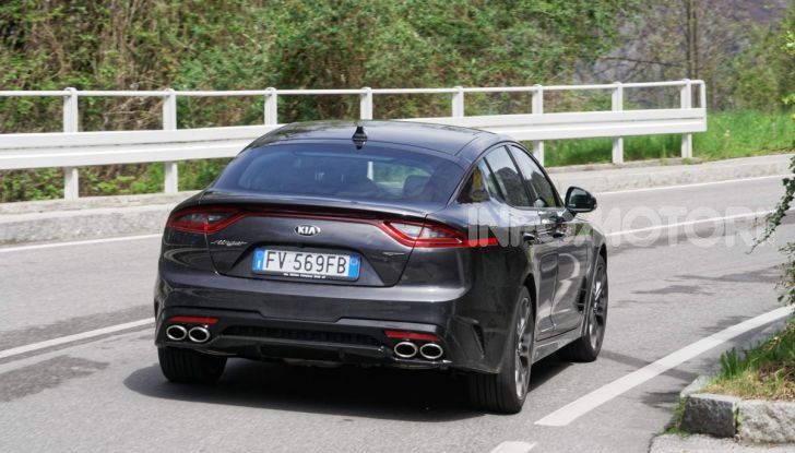 Prova KIA Stinger GT: 370CV per entrare nel mercato premium - Foto 43 di 56
