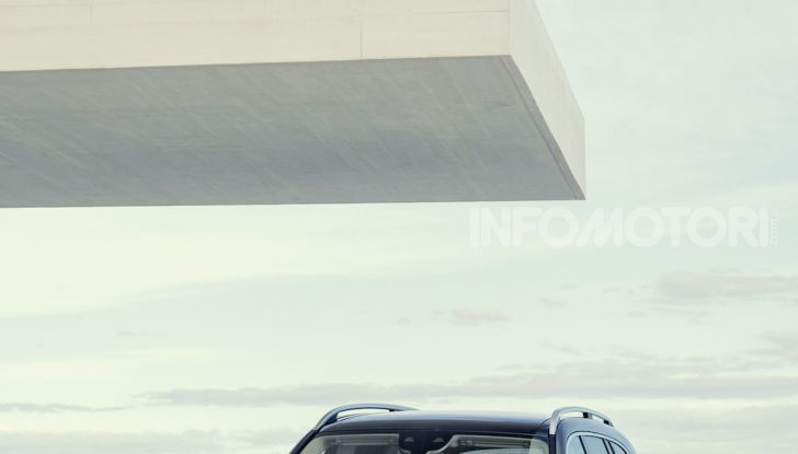 Mercedes GLS 2019: il nuovo SUV ammiraglio della casa tedesca - Foto 17 di 70