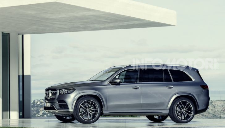 Mercedes GLS 2019: il nuovo SUV ammiraglio della casa tedesca - Foto 18 di 70
