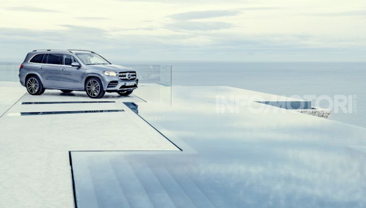 Mercedes GLS 2019: il nuovo SUV ammiraglio della casa tedesca - Foto 29 di 70