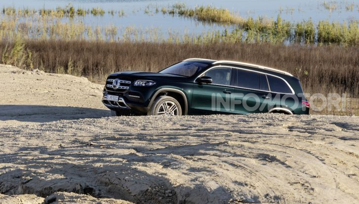 Mercedes GLS 2019: il nuovo SUV ammiraglio della casa tedesca - Foto 43 di 70