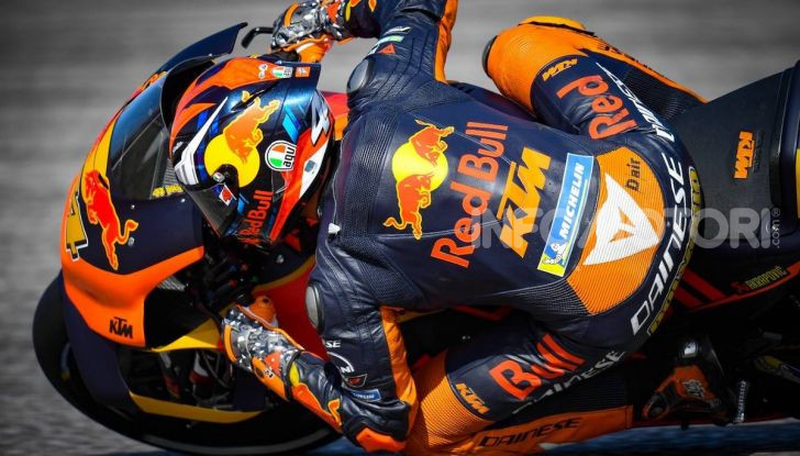 MotoGP 2019, Austin. Trionfa Rins davanti a Rossi e Miller. Cade Marquez - Foto 2 di 12