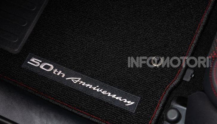 Nissan 370Z 50th Anniversary svelata al Salone dell’Auto di New York - Foto 1 di 29