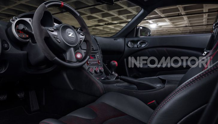 Nissan 370Z 50th Anniversary svelata al Salone dell’Auto di New York - Foto 11 di 29