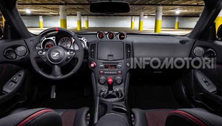 Nissan 370Z 50th Anniversary svelata al Salone dell’Auto di New York - Foto 8 di 29