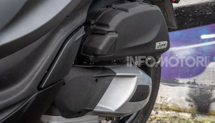 Prova Piaggio Medley 150 SE: commuter urbano Made in Italy - Foto 5 di 47