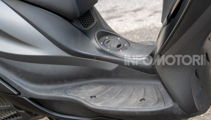 Prova Piaggio Medley 150 SE: commuter urbano Made in Italy - Foto 25 di 47