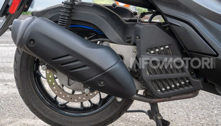 Prova Piaggio Medley 150 SE: commuter urbano Made in Italy - Foto 26 di 47