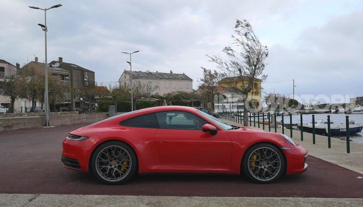 [VIDEO] Nuova Porsche 911 (992): Prova su strada in Corsica della nuova Carrera S - Foto 14 di 69