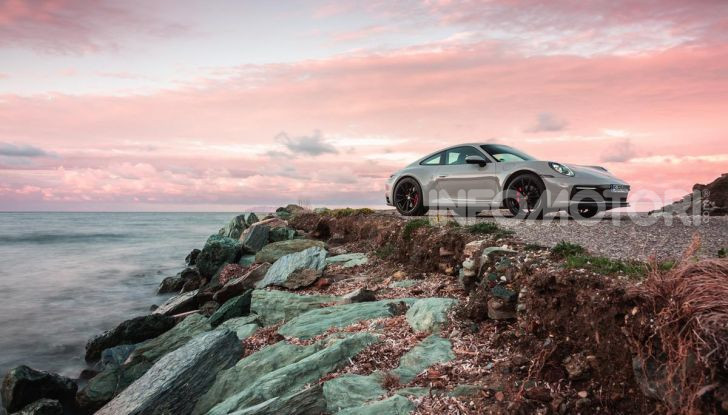 [VIDEO] Nuova Porsche 911 (992): Prova su strada in Corsica della nuova Carrera S - Foto 46 di 69