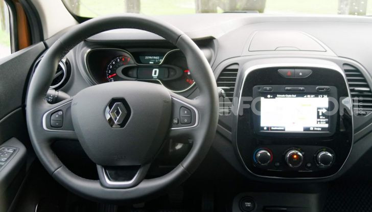 [VIDEO] Prova Renault Captur Tce 130 Sport Edition 2019, nuovo allestimento e motore - Foto 34 di 41