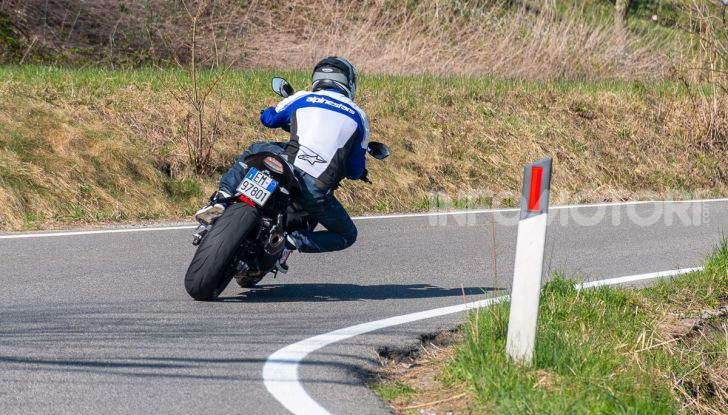 Prova Suzuki GSX-S750 Yugen Carbon: la Naked “italiana” che arriva dal Giappone - Foto 32 di 42