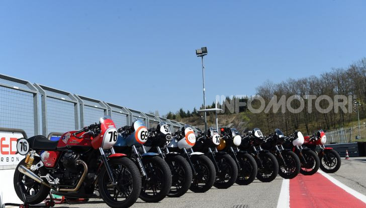 Semaforo verde per la stagione 2020 del Moto Guzzi Fast Endurance - Foto 2 di 3