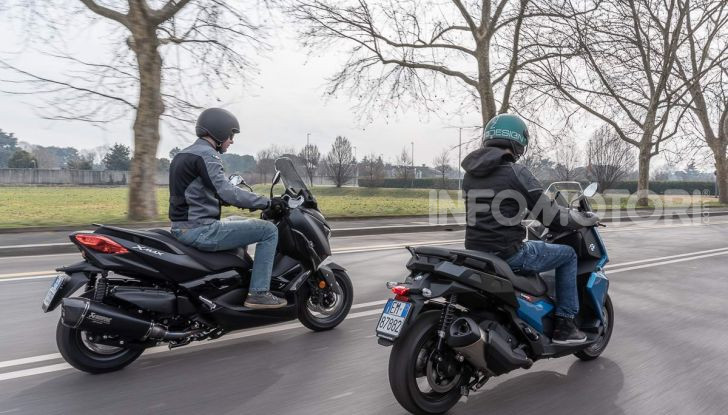 Confronto scooter 400: Bmw C400X e Yamaha XMAX 400 Iron Max - Foto 43 di 48