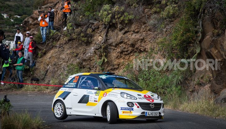 Un’esperienza su asfalto illuminante per l’ADAC Opel Rally Junior Team - Foto 3 di 5