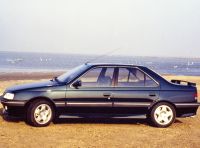 PEUGEOT 405 Mi16 – Le 16 valvole fanno volare la berlina del Leone