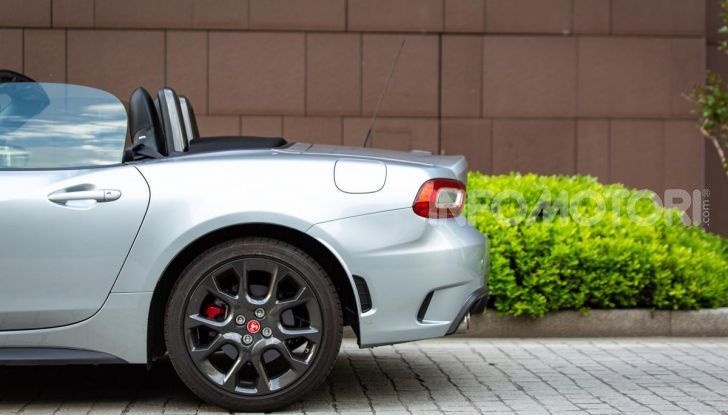 [VIDEO] Prova Abarth 124 Spider 70°Anniversario: 170CV di stile sportivo - Foto 35 di 35
