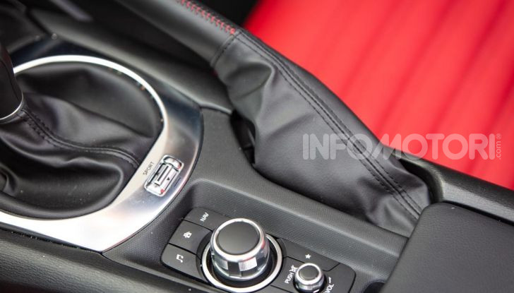 [VIDEO] Prova Abarth 124 Spider 70°Anniversario: 170CV di stile sportivo - Foto 21 di 35