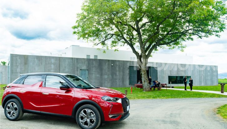Prova nuova DS 3 Crossback 2019: caratteristiche, allestimenti e prezzi - Foto 1 di 27