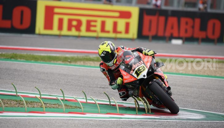 SBK 2019 GP d’Italia: a Imola Jonathan Rea rompe il dominio di Bautista e della Ducati - Foto 14 di 35