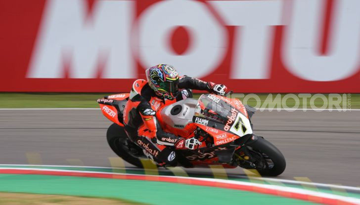 SBK 2019 GP d’Italia: a Imola Jonathan Rea rompe il dominio di Bautista e della Ducati - Foto 12 di 35