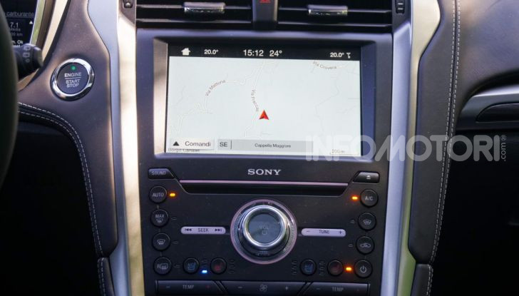 Prova video Ford Mondeo Hybrid 2.0 SW Vignale 2019, ottimi consumi reali! - Foto 7 di 61