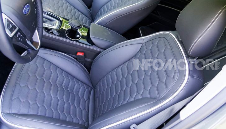 Prova video Ford Mondeo Hybrid 2.0 SW Vignale 2019, ottimi consumi reali! - Foto 19 di 61