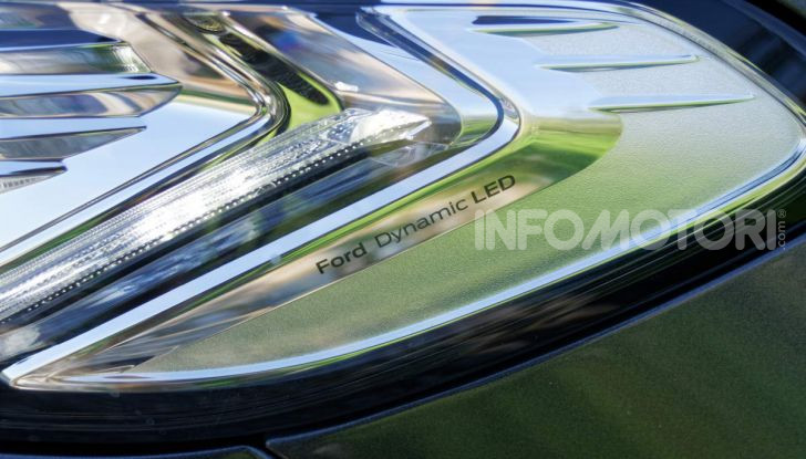 Prova video Ford Mondeo Hybrid 2.0 SW Vignale 2019, ottimi consumi reali! - Foto 30 di 61