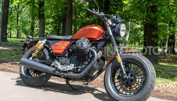 Prova su strada Moto Guzzi V9 Bobber Sport, quando l’estetica si unisce alla sostanza - Foto 3 di 48